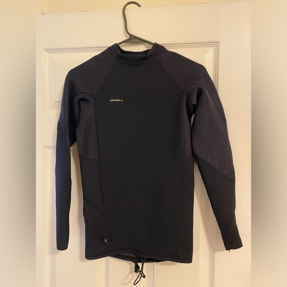 O’Neill 2 mm wetsuit top